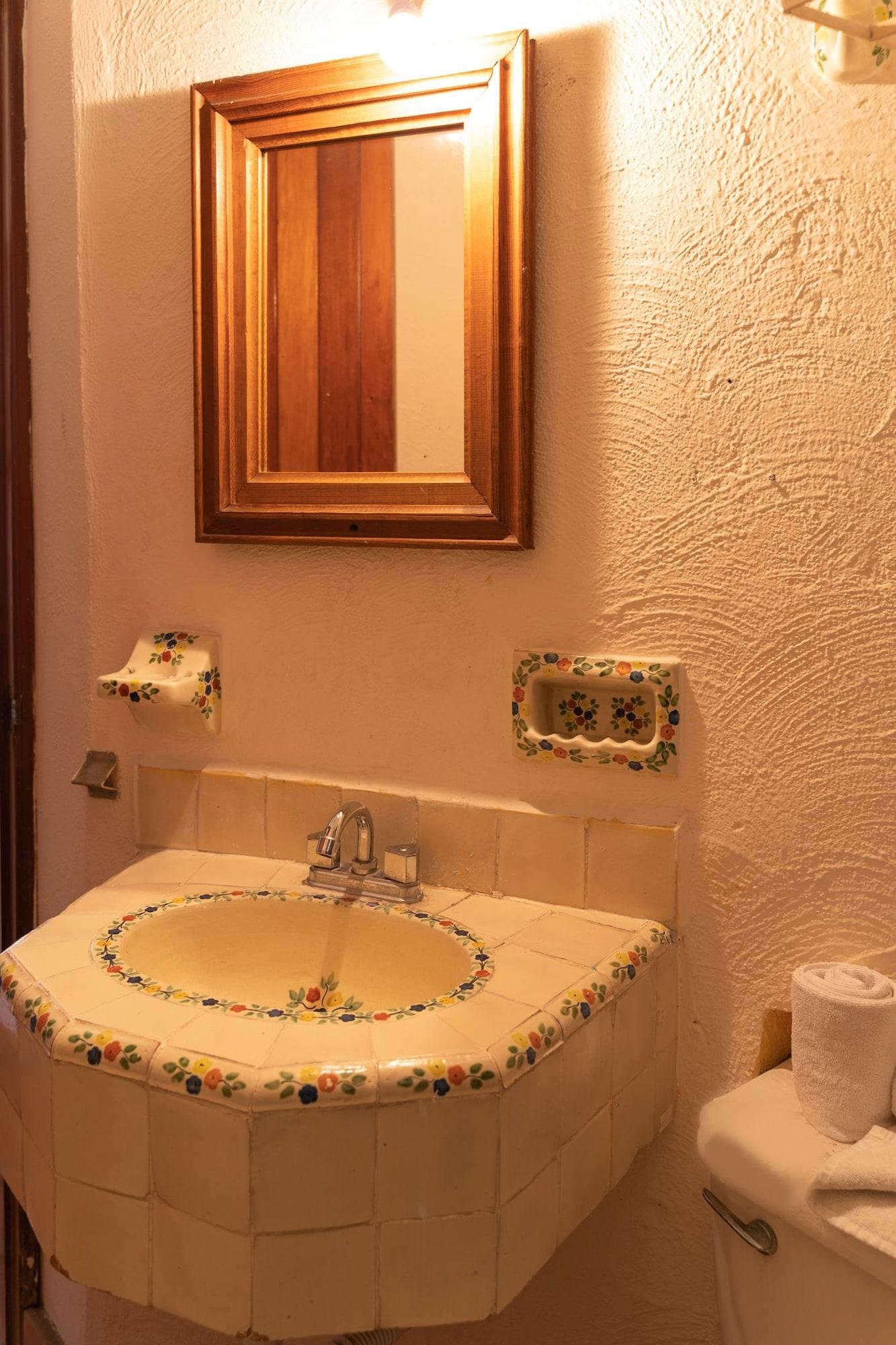 فندق Casa Shaguiba Crucecita  المظهر الخارجي الصورة