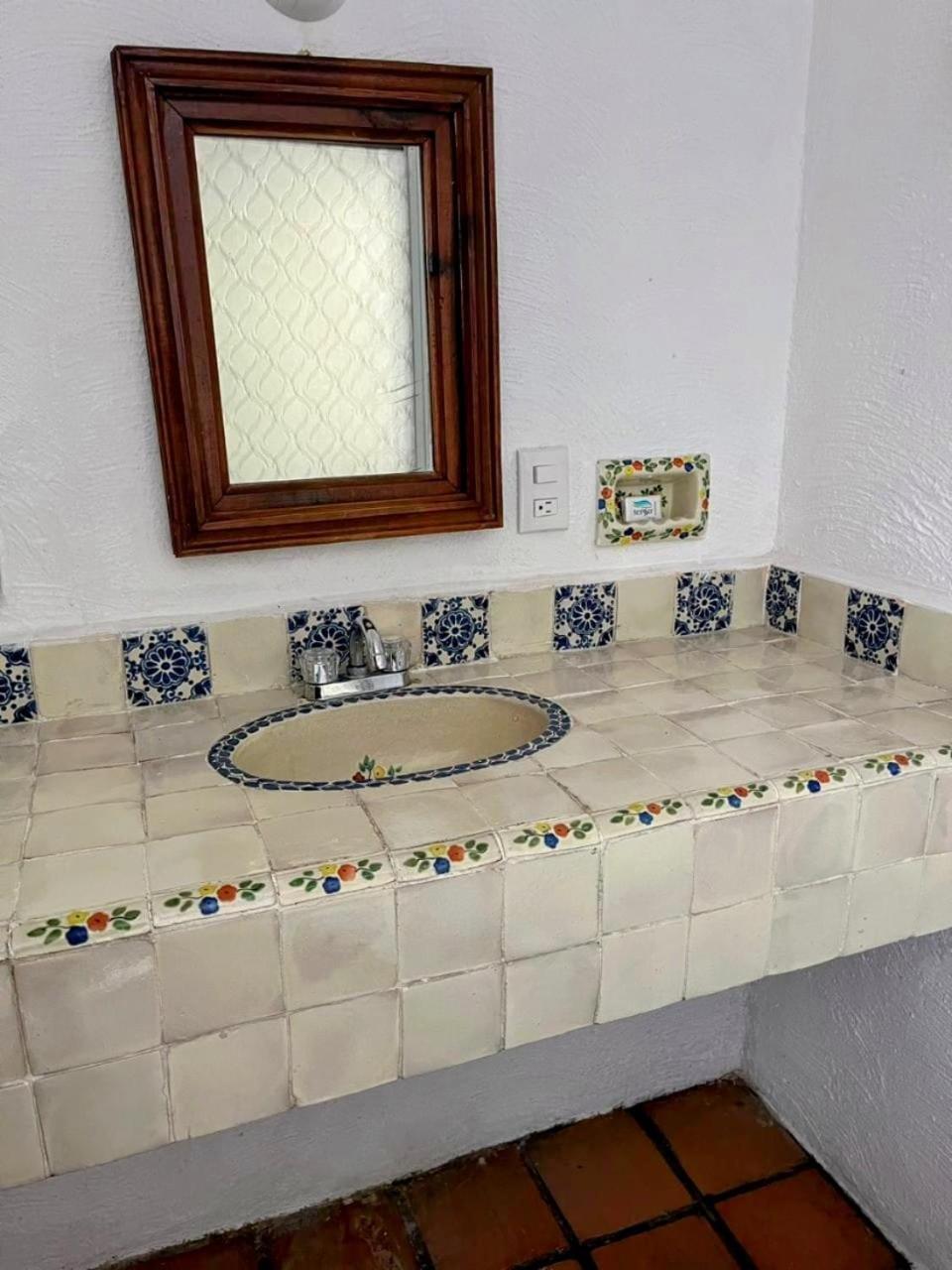 فندق Casa Shaguiba Crucecita  المظهر الخارجي الصورة