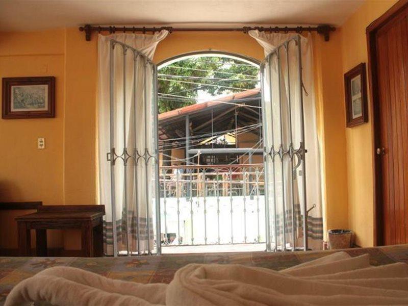 فندق Casa Shaguiba Crucecita  المظهر الخارجي الصورة