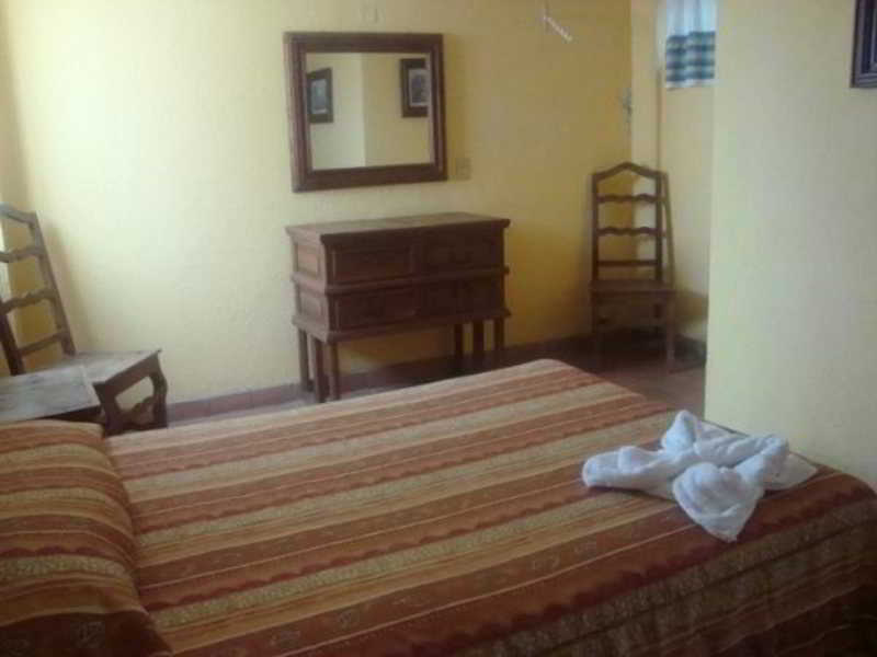 فندق Casa Shaguiba Crucecita  المظهر الخارجي الصورة